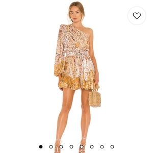 Hemant & Nandita dress from Revolve size medium.